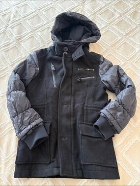 Hugo boss Black Wool Coat with Puffer Sleeves and Hood